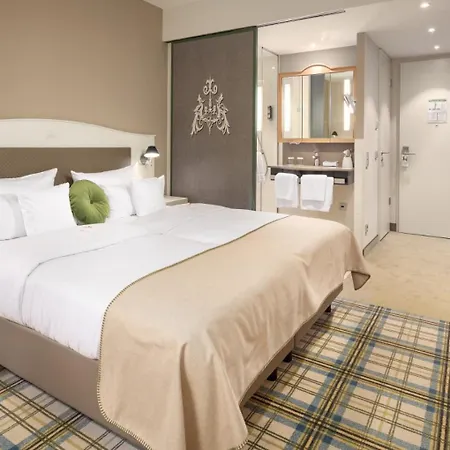 Hotel Jagdschloss Kranichstein 4*