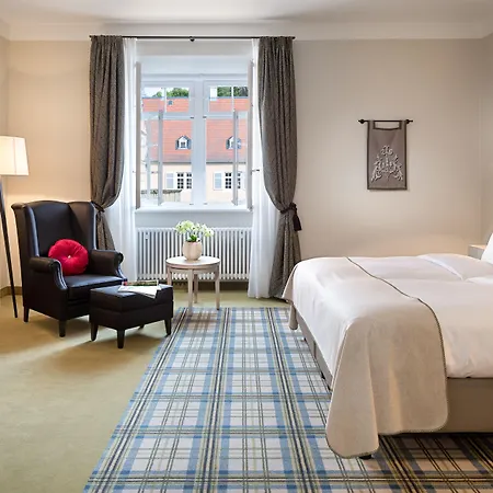 Hotel Jagdschloss Kranichstein 4*