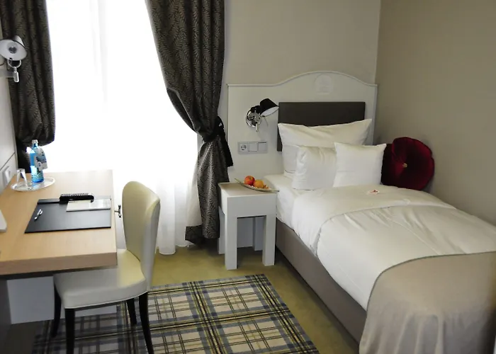 Jagdschloss Kranichstein Hotel